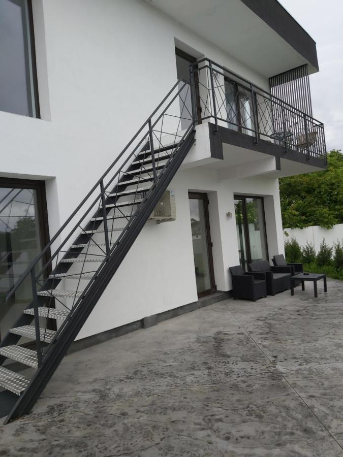 Appartamento Accent House Deva Esterno foto
