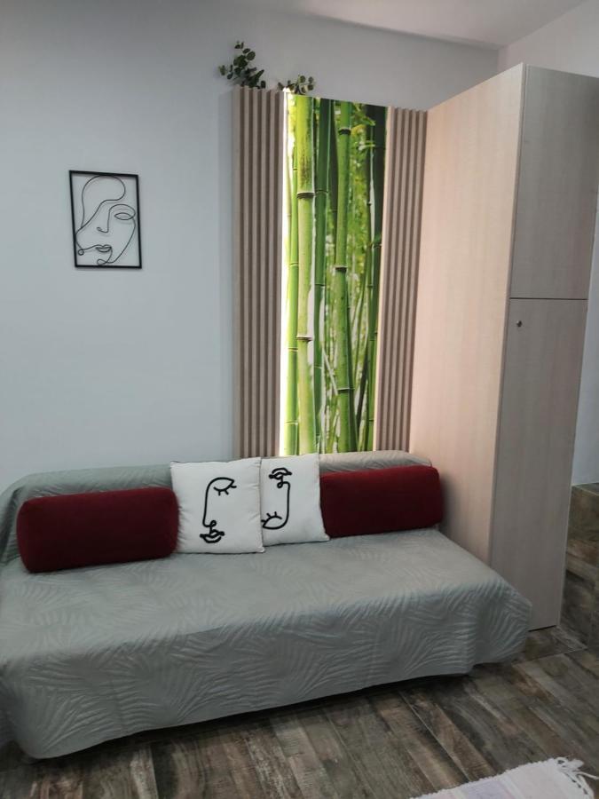 Appartamento Accent House Deva Esterno foto