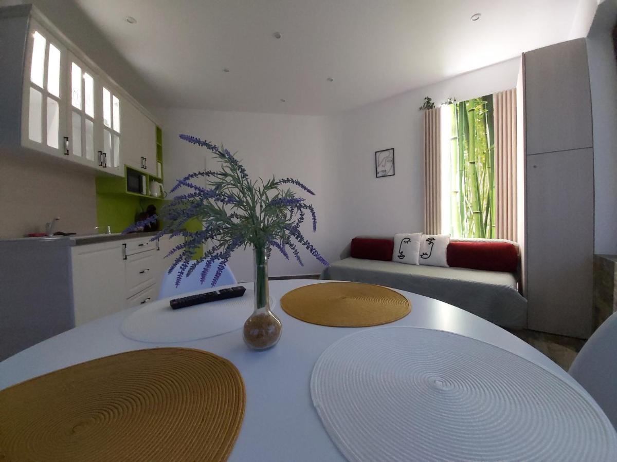 Appartamento Accent House Deva Esterno foto